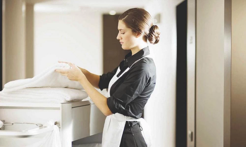 Τι ισχύει για τους εποχιακούς εργαζόμενους, απολύσεις, μισθούς και δώρα